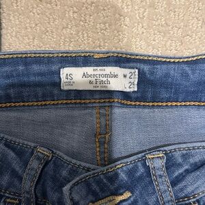 Abercrombie Skinny Jeans - medium wash, medium rise